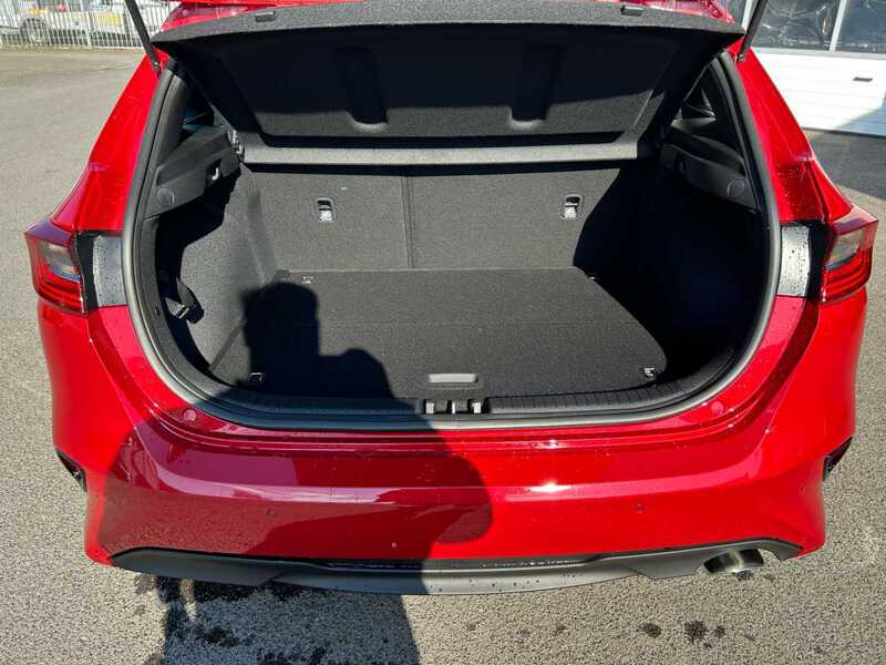 Fahrzeugabbildung Ceed _5 1.5T 140 DCT7 VIS K Bild 7 von 19