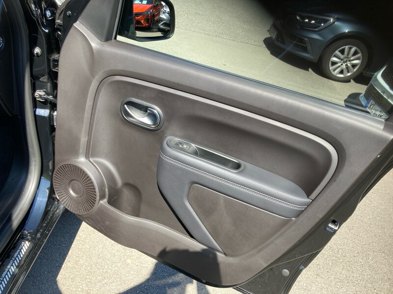 Fahrzeugabbildung Twingo Klima Navi SHZ Bild 17 von 17