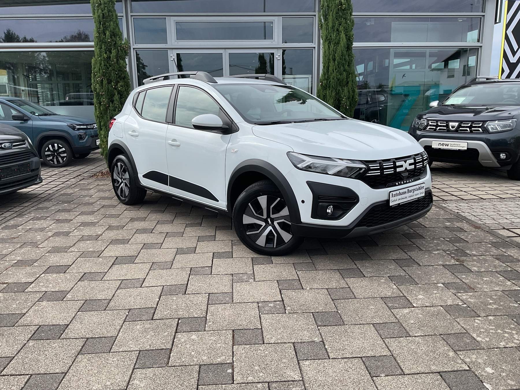 Dacia Sandero – Bild 2