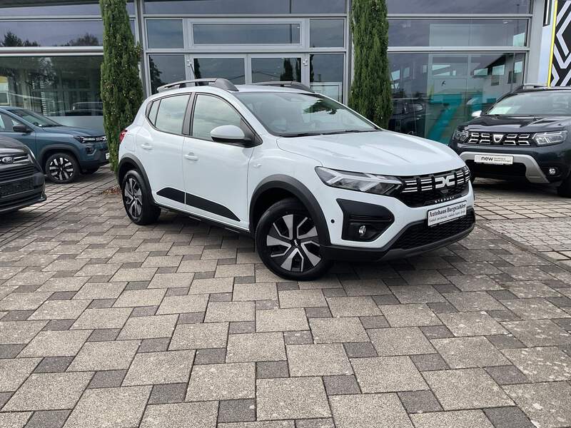 Fahrzeugabbildung Sandero Stepway Expression ECO-G 100 Bild 2 von 15