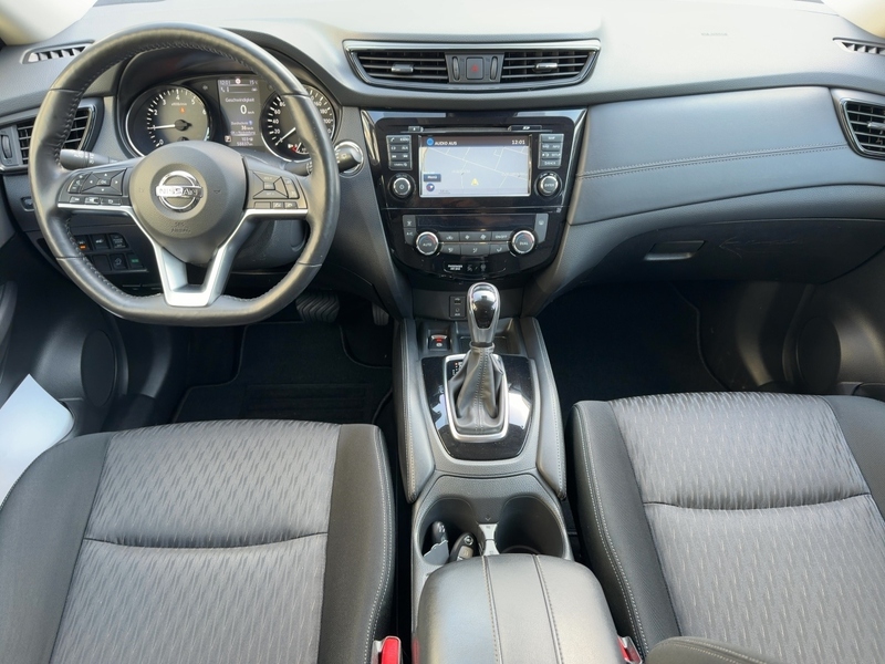 Fahrzeugabbildung X-Trail NAVI Bild 8 von 15