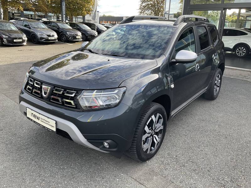 Fahrzeugabbildung Duster *Allrad*Navi* Bild 4 von 24