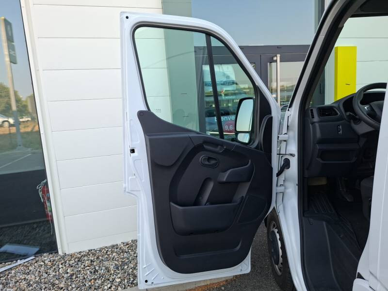 Renault Master III