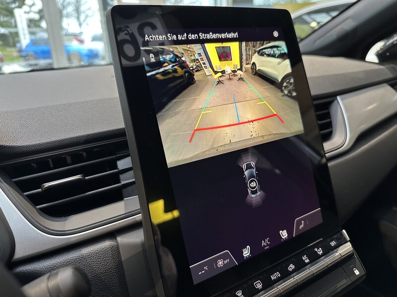 Fahrzeugabbildung Captur Evolution TCe 90 PS Bild 46 von 50