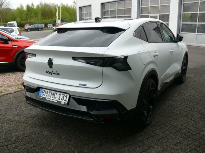 Fahrzeugabbildung Rafale Rafale Atelier Alpine E-Tech Plug-in Hybrid 300 4x4 Bild 2 von 30
