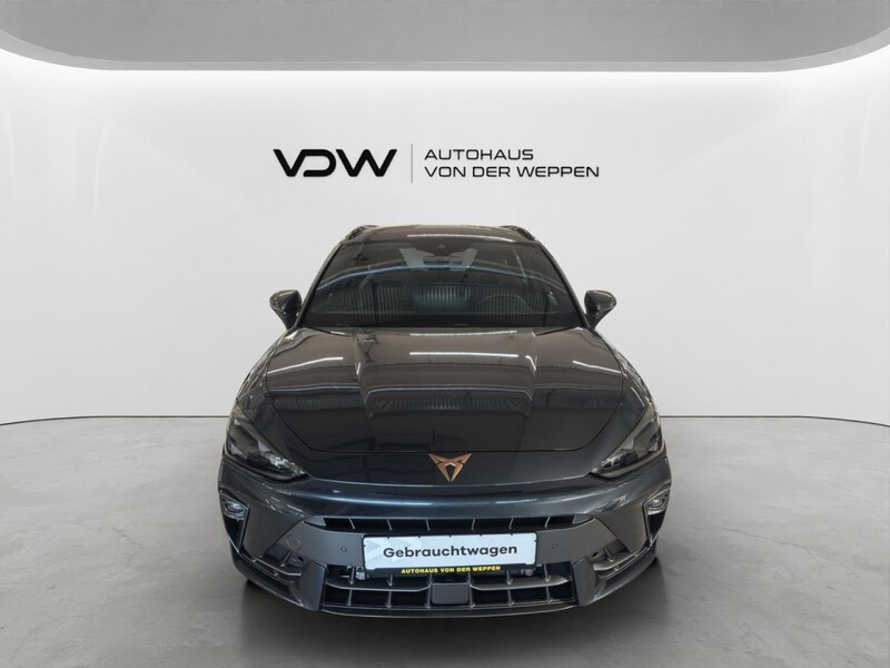 Fahrzeugabbildung Leon Sportstourer 1.5 eTSI 110 kW (150 PS) 7-Gang-DSG Bild 2 von 15