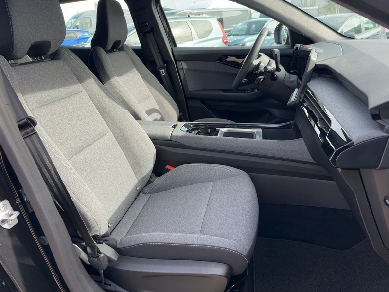 Fahrzeugabbildung Austral Evolution Mild Hybrid 160 Automatik*GJR*SHZ* Bild 11 von 15