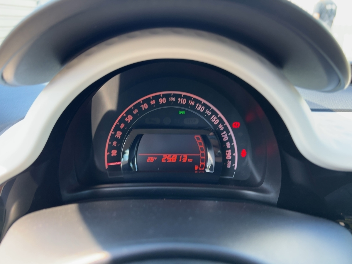Renault Twingo – Bild 12