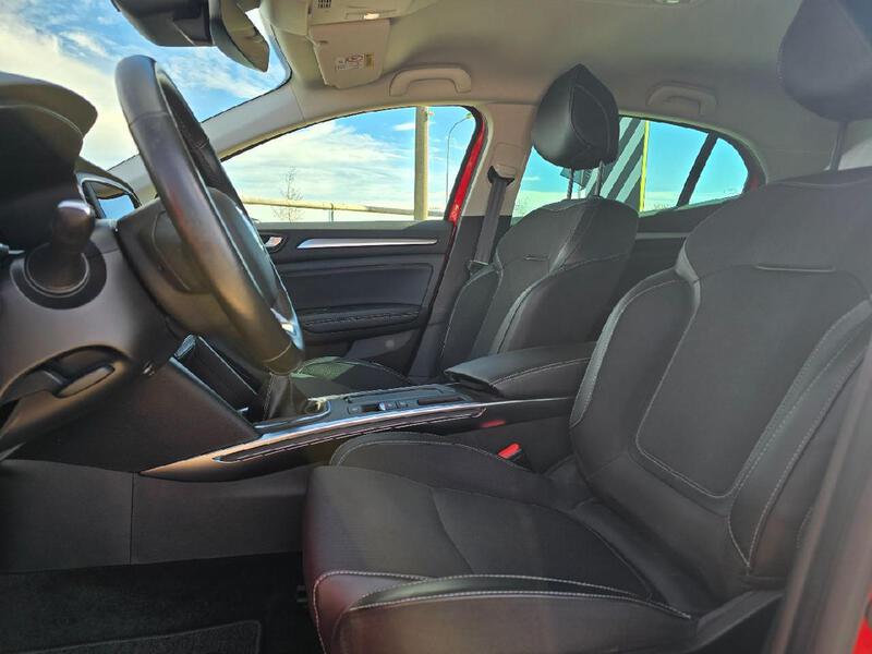 Fahrzeugabbildung Megane IV INTENS TCe 140 Bild 5 von 20