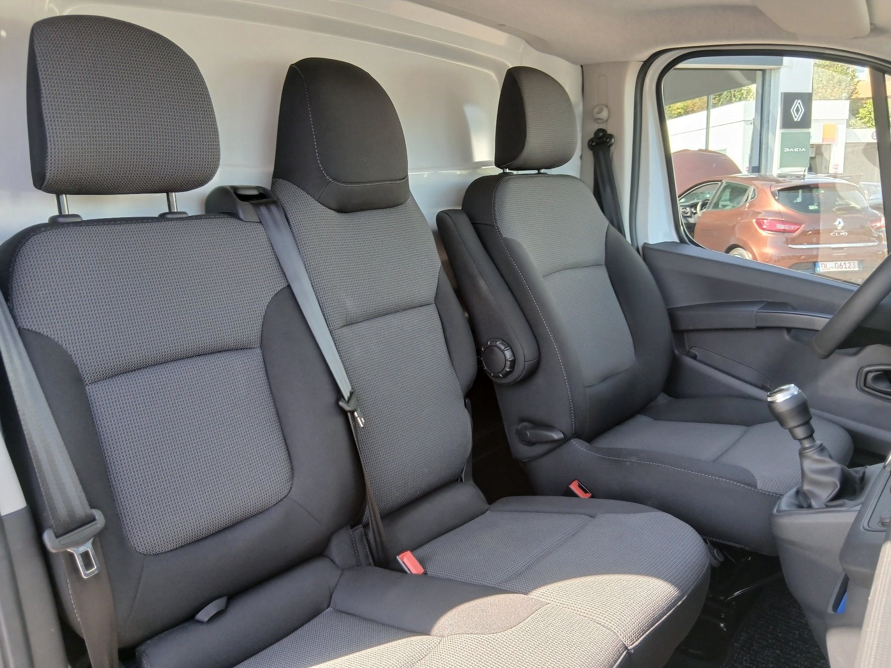 Renault Trafic – Bild 11