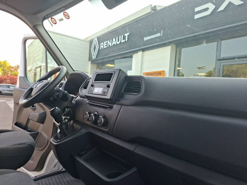 Renault Master III