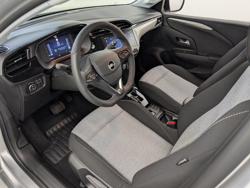 Fahrzeugabbildung Corsa 1.2 Turbo GS Automatik Kamera Klima Bild 31 von 32