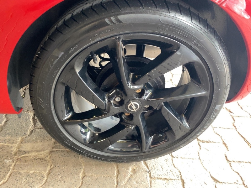 Opel Adam