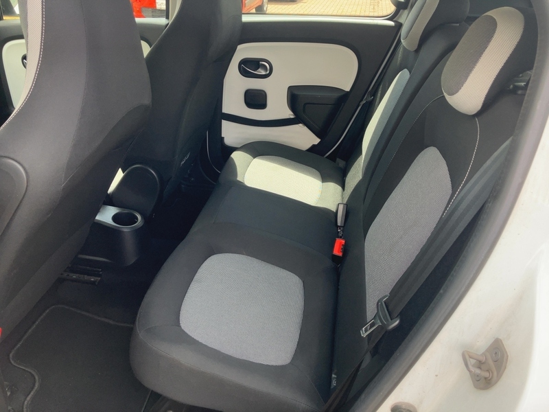 Fahrzeugabbildung Twingo Start & Stop Bild 8 von 20