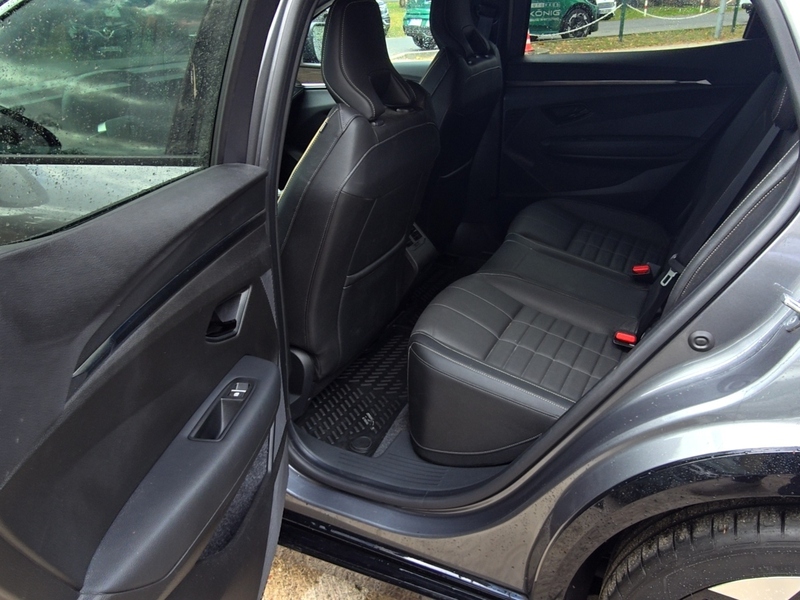 Fahrzeugabbildung Megane E-TECH E-Tech Paket Iconic EV60 220hp Bild 12 von 20