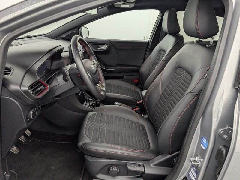 Fahrzeugabbildung Puma 1.0 EcoBoost MHEV ST-Line X Schiebedach Bild 8 von 42
