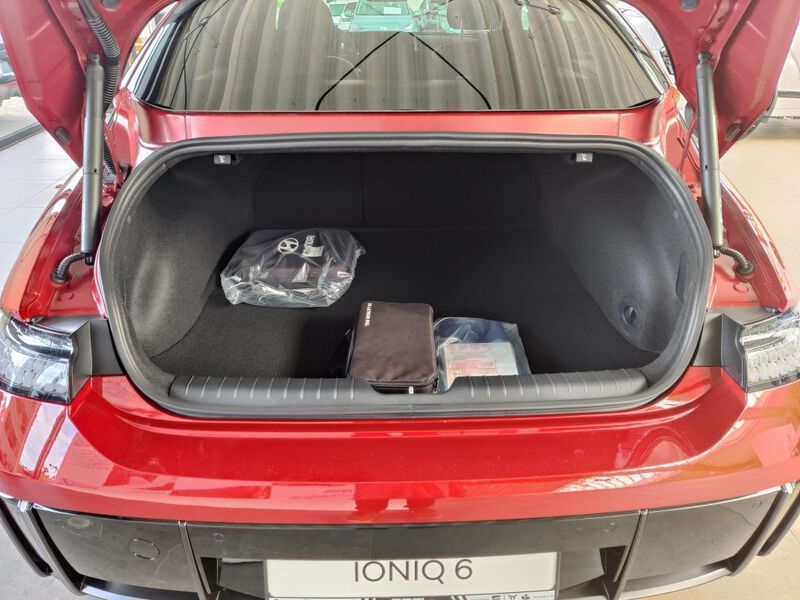 Hyundai Ioniq 6