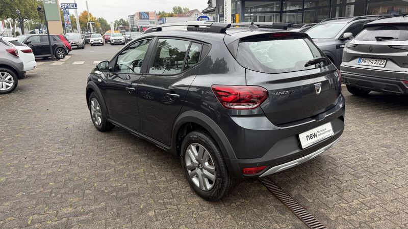 Fahrzeugabbildung Sandero Stepway Comfort TCe 90 Bild 4 von 13