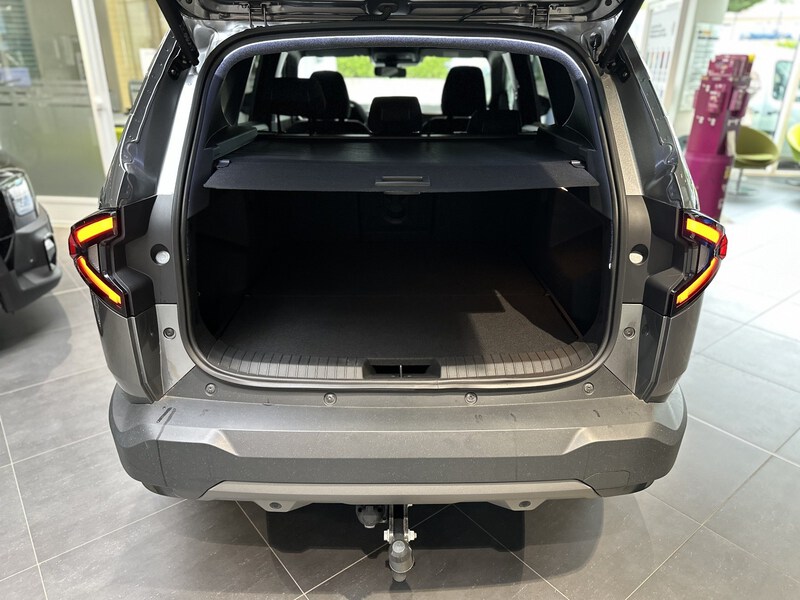 Fahrzeugabbildung Bigster Journey HYBRID 155 Bild 23 von 50