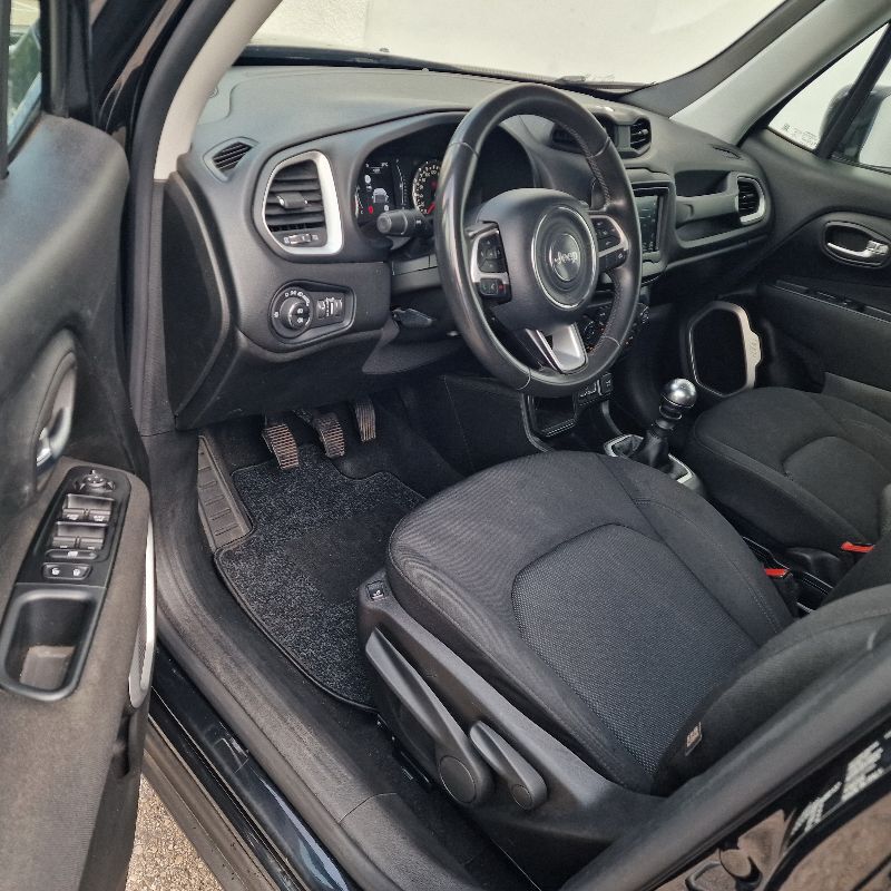 JEEP Renegade 2021 — imagine 12