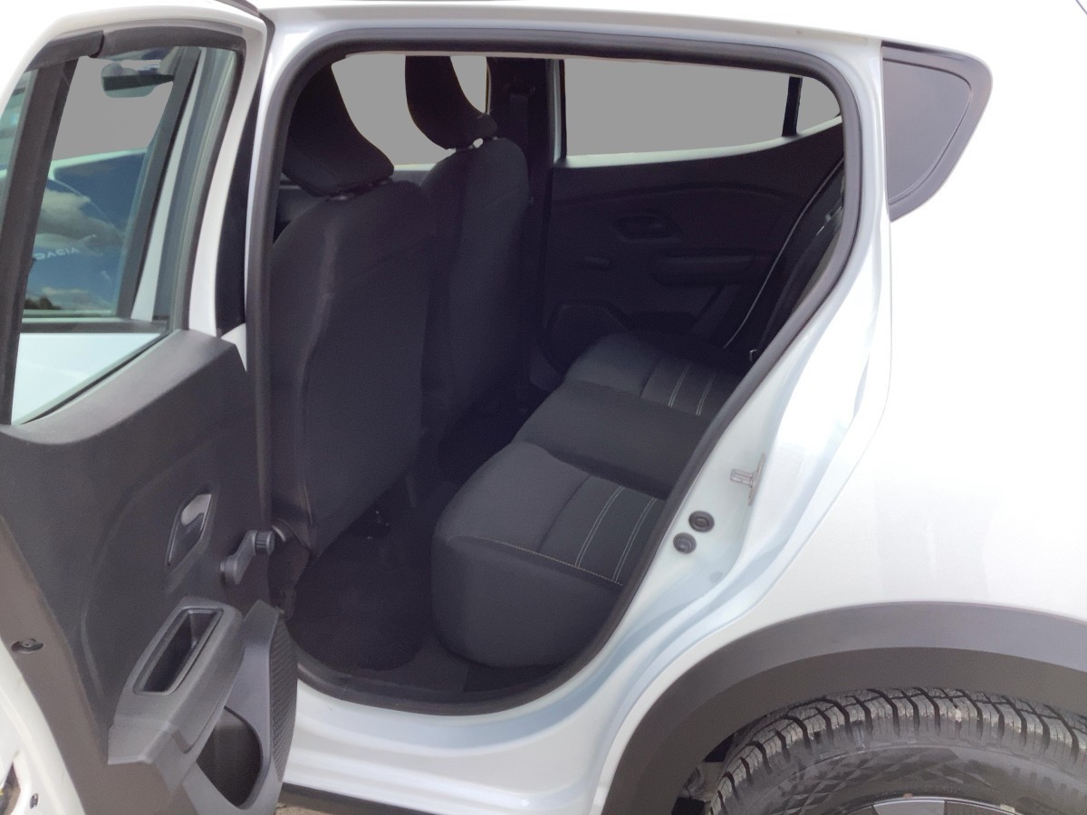 Dacia Sandero – Bild 8