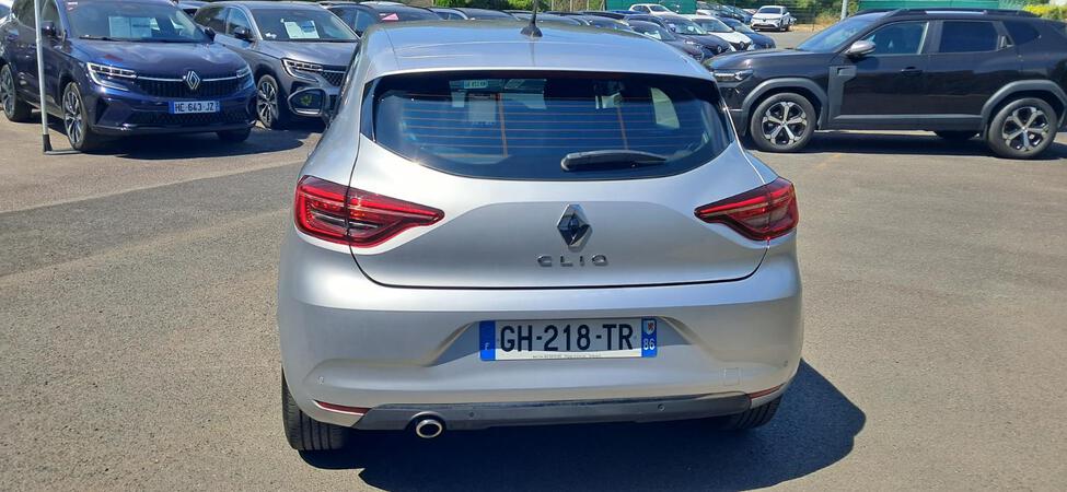 Renault Clio V