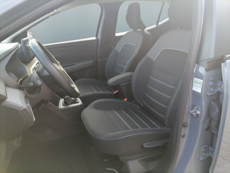 Fahrzeugabbildung Sandero Expression TCe 90 CVT Bild 7 von 15