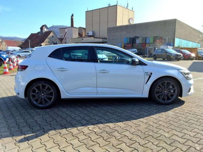 Fahrzeugabbildung Megane TCe 300 EDC/BOSE/KAMERA/PDC Bild 6 von 15