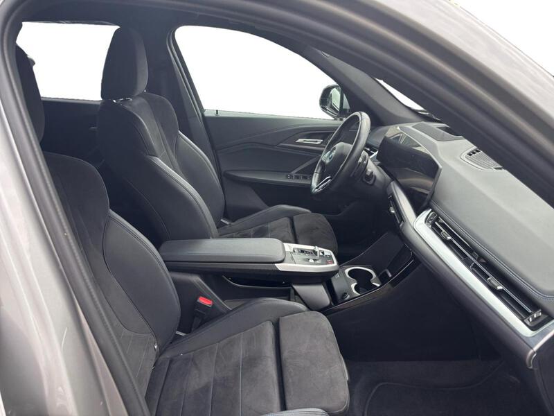 BMW X1 U11