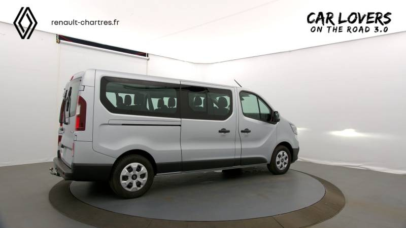Renault Trafic Combi