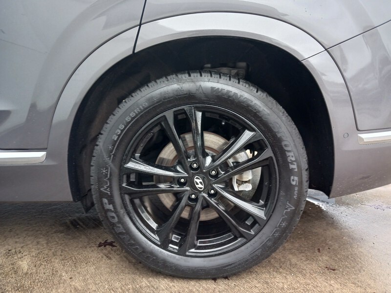 Fahrzeugabbildung SANTA FE 1.6 T-GDI Signature 4WD Plug-In-Hybrid  Bild 10 von 30