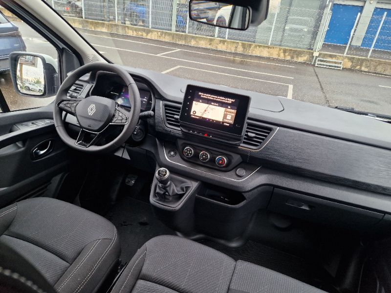 RENAULT Trafic 2024 — imagine 11