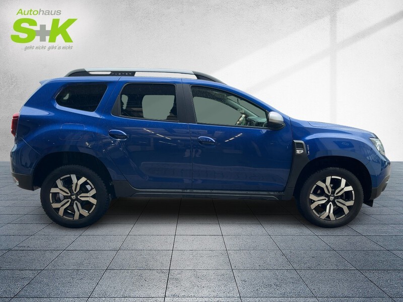 Fahrzeugabbildung Duster Prestige TCe 150 EDC 2WD+AHK+GJR+NAVI+SHZG+KAM+ Bild 5 von 15