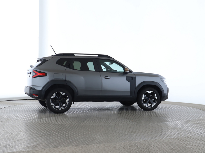Fahrzeugabbildung Duster 1.6 E-TECH 140 Extreme Bild 19 von 30