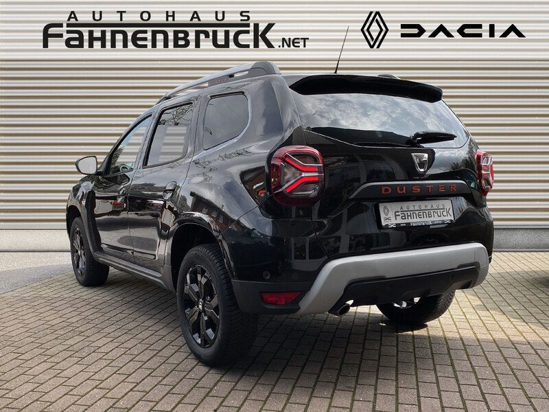 Fahrzeugabbildung Duster Scheckheft 360° Navi PDC Bild 3 von 20