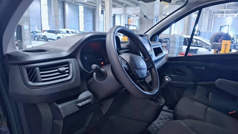 Renault Trafic Combi