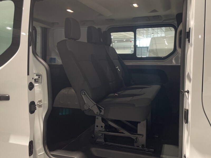 Renault Trafic Combi