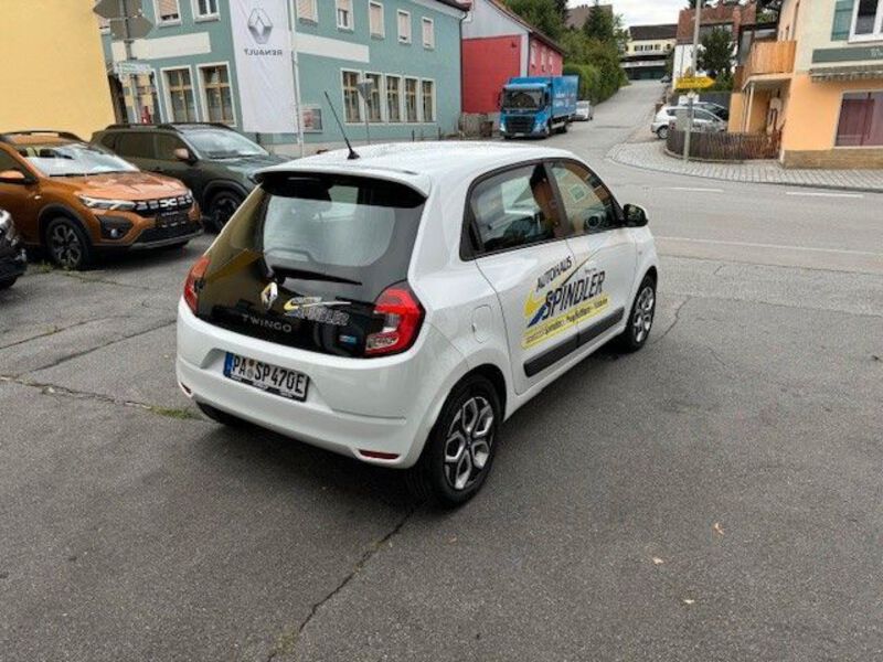 Fahrzeugabbildung Twingo Twingo Electric Zen Electric Bild 4 von 10