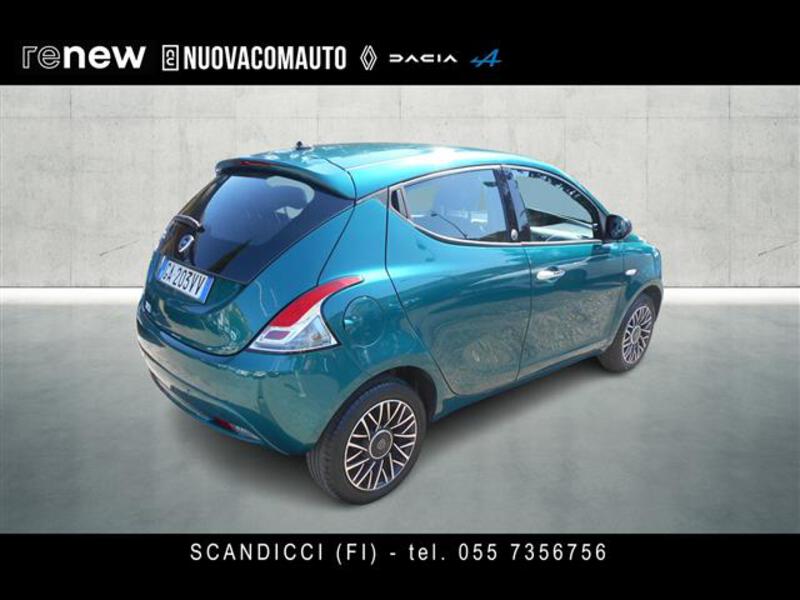 Lancia Ypsilon