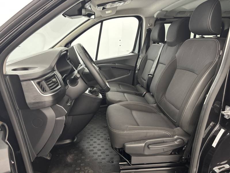 Renault Trafic Combi