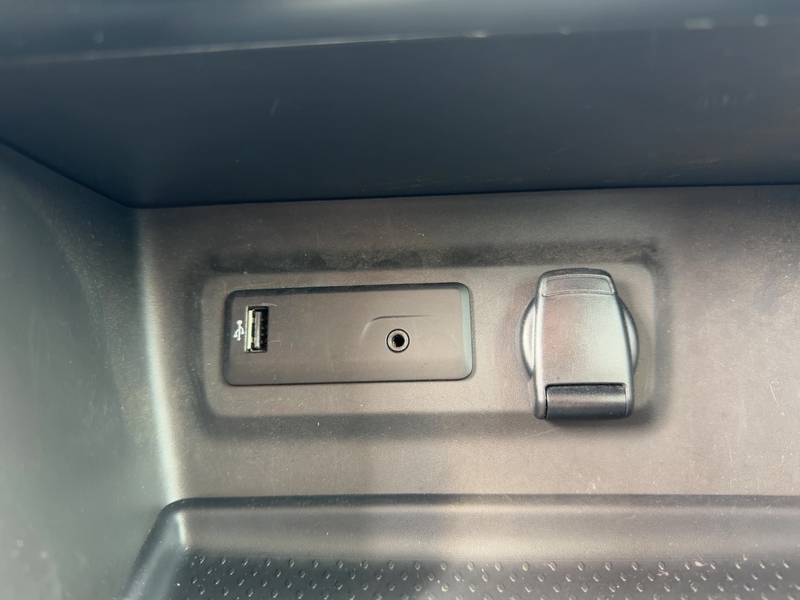 Fahrzeugabbildung Megane ABS Fahrerairbag Bild 20 von 21