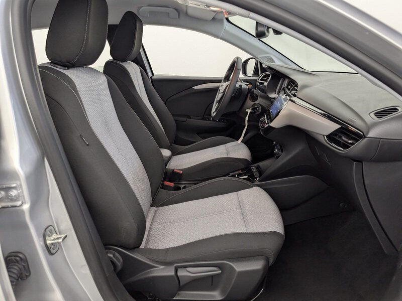 Fahrzeugabbildung Corsa 1.2 Turbo GS Automatik Kamera Klima Bild 11 von 32