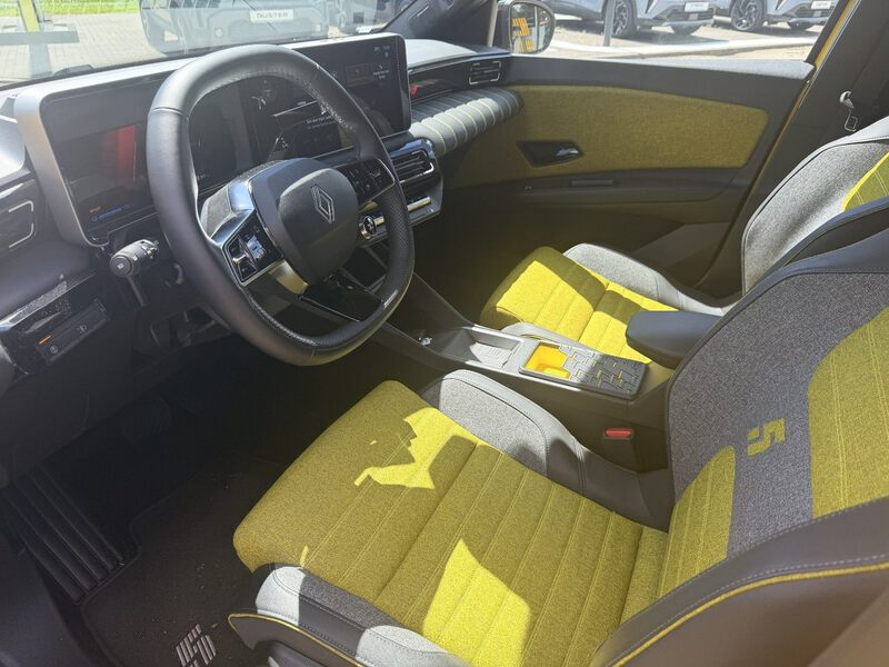 Fahrzeugabbildung R 5 150 Comfort Bild 6 von 9