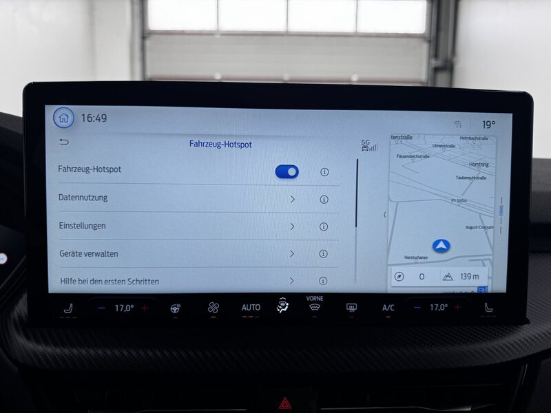 Fahrzeugabbildung Kuga 1.5 EcoBoost ST-Line Allwetterreifen Bild 25 von 40