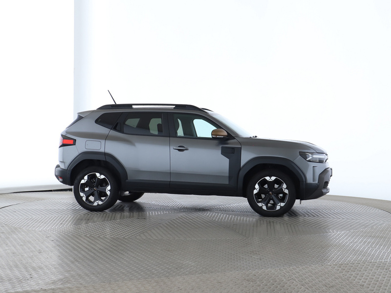 Fahrzeugabbildung Duster 1.6 E-TECH 140 Extreme Bild 21 von 30