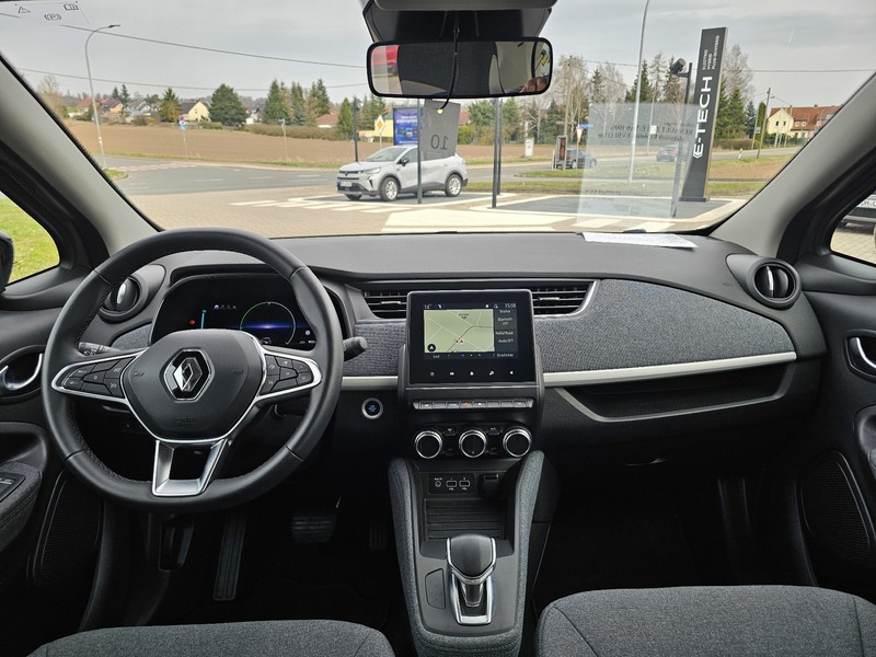 Fahrzeugabbildung Zoe E-Tech 100% elektrisch Evolution EV50 135hp Bild 10 von 12