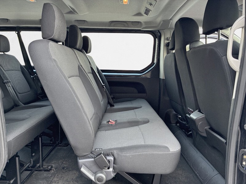 Renault Trafic Combi