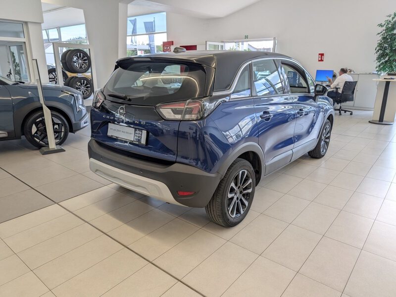 Fahrzeugabbildung Crossland 1.2 Turbo Business Edition Navi Kamera Bild 4 von 34