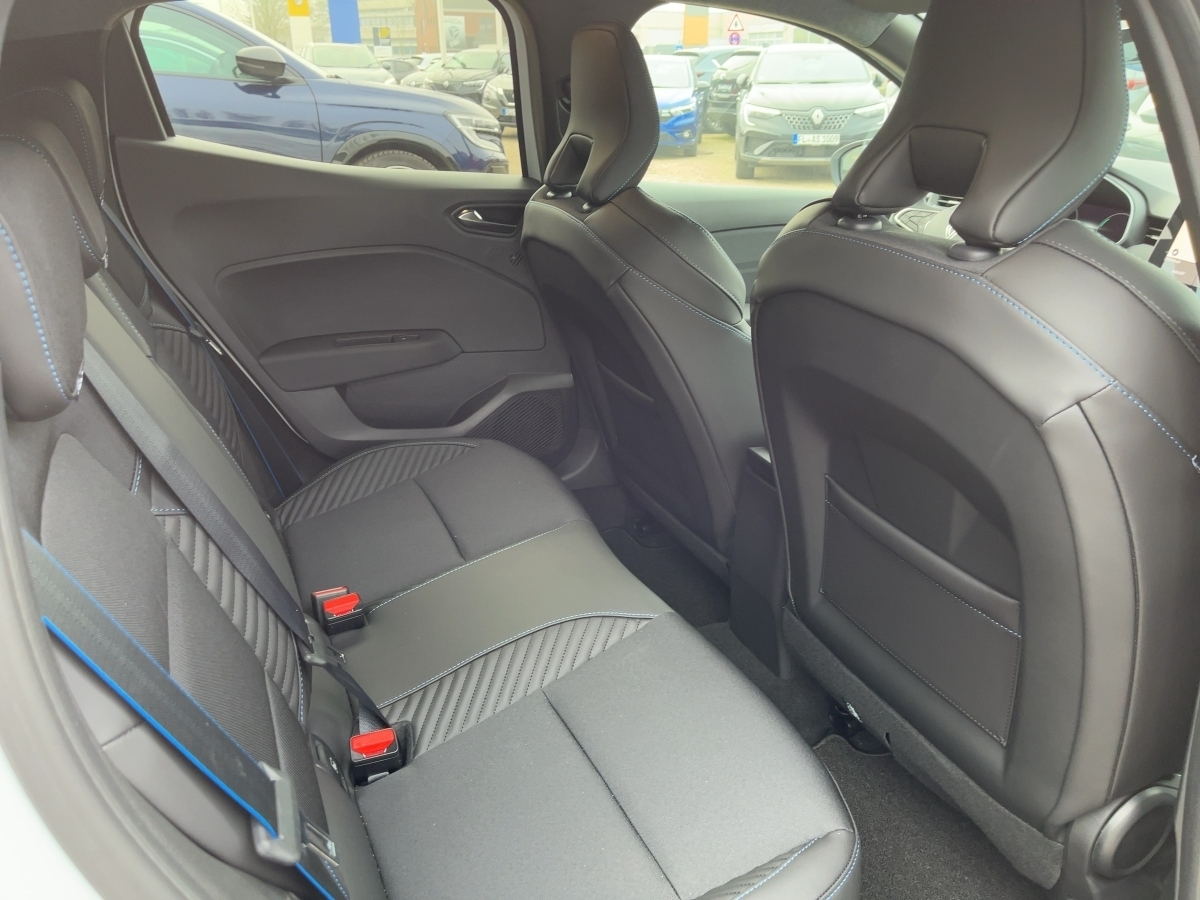 Renault Clio – Bild 8