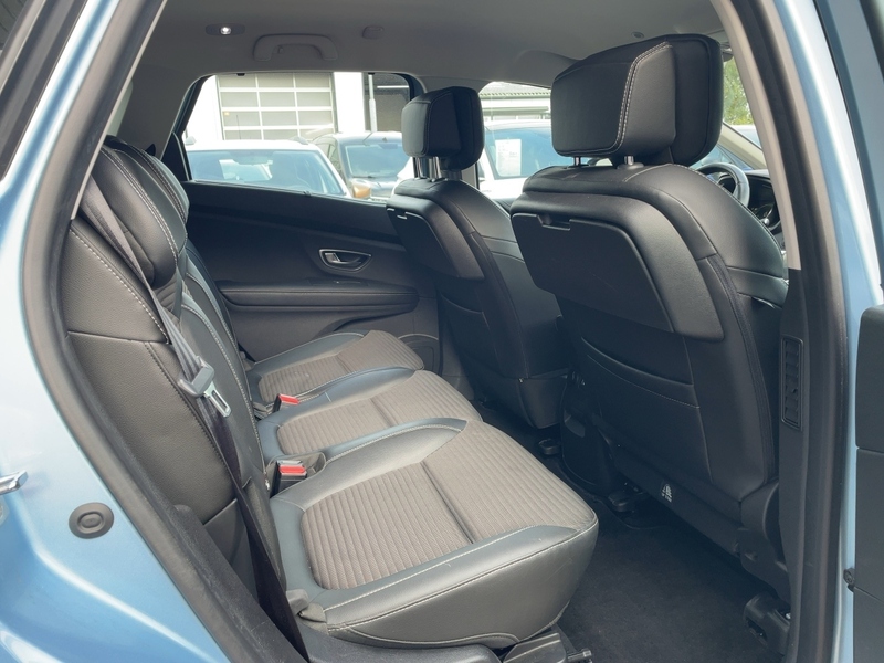 Fahrzeugabbildung Scenic 1.5 dCi 110 Intens Bild 8 von 15